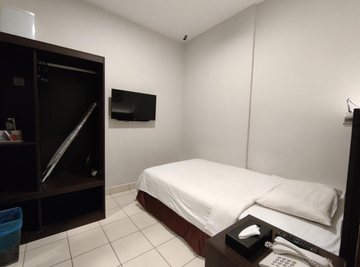 Hotel Desaru Penawar エクステリア 写真
