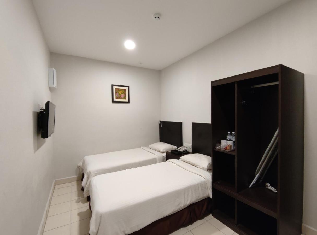 Hotel Desaru Penawar エクステリア 写真