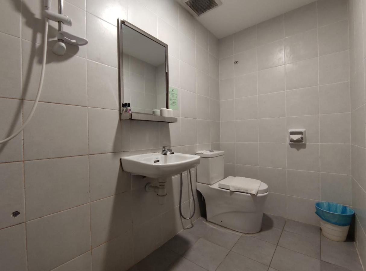 Hotel Desaru Penawar エクステリア 写真